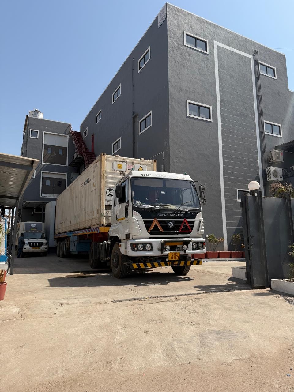 Container Stuffing 8